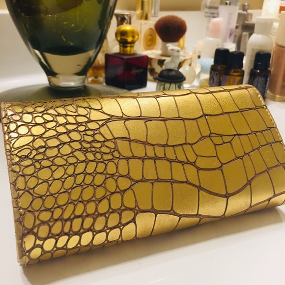 Carlos Falchi Crocodile Fatto a Mano Gold Clutch - Picture 4 of 8